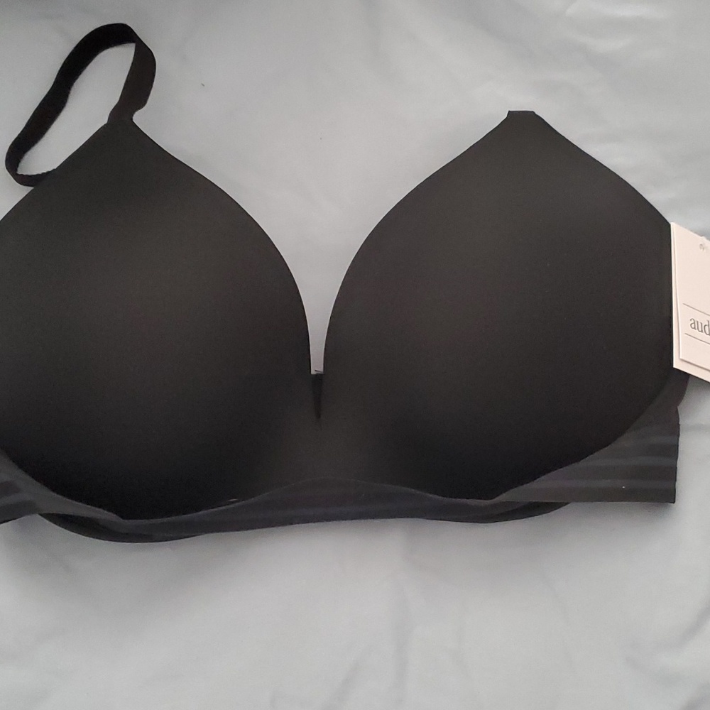 Auden wireless bra 32dd